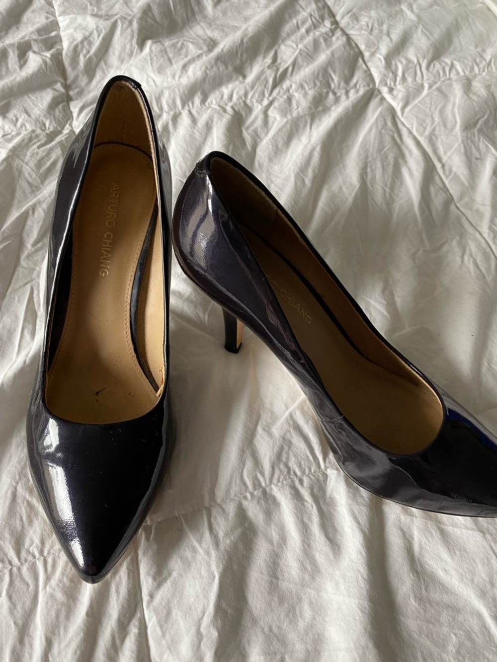 Arturo Chiang navy pump, 9.5